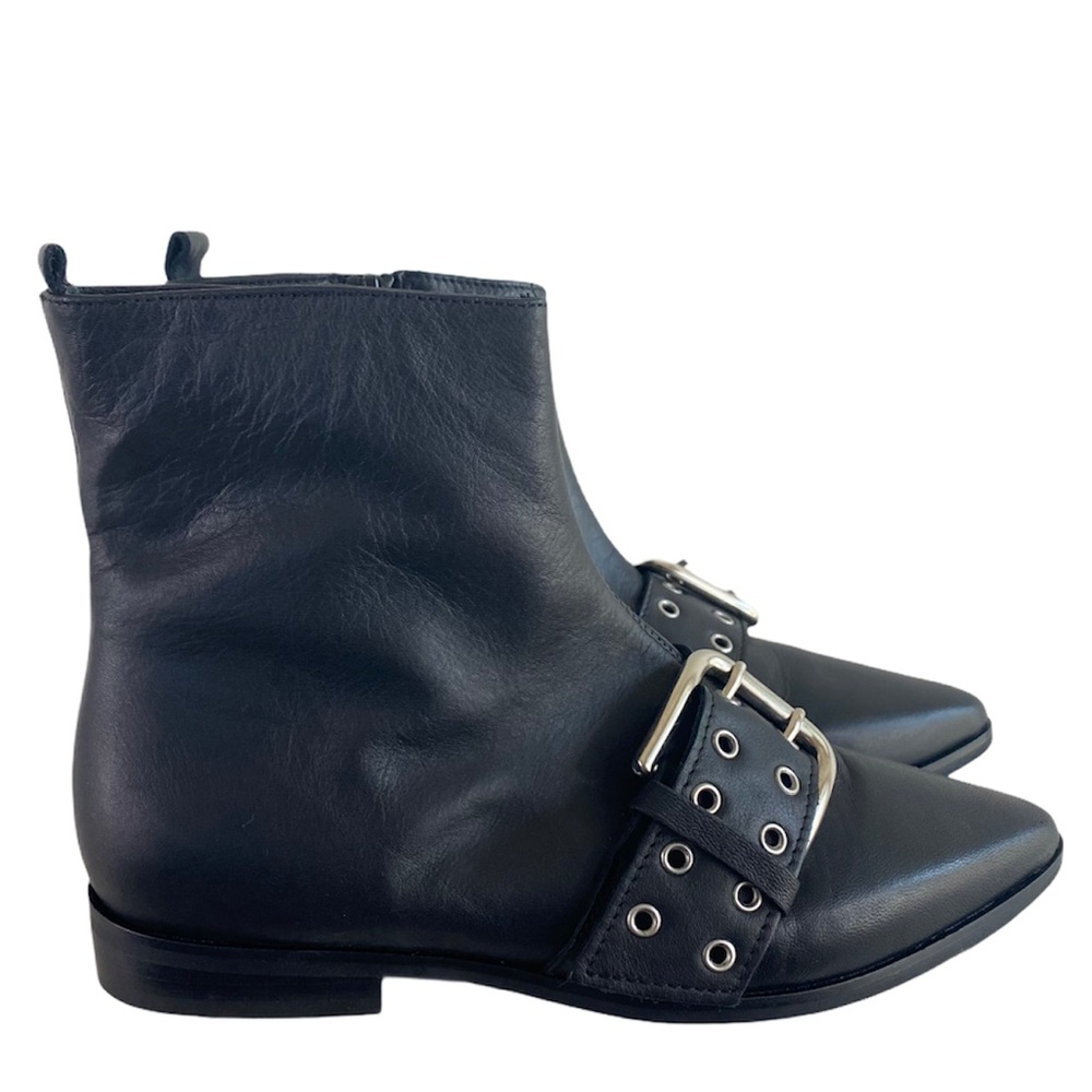 Barney’s New York Black Smooth Leather Top Buckle Ankle Boot 36